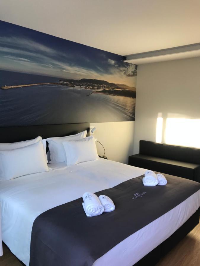 Flag Design Hotel Виана до Кастело Екстериор снимка